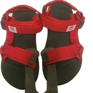 Ecko Unltd Prince sandals 9 NWT